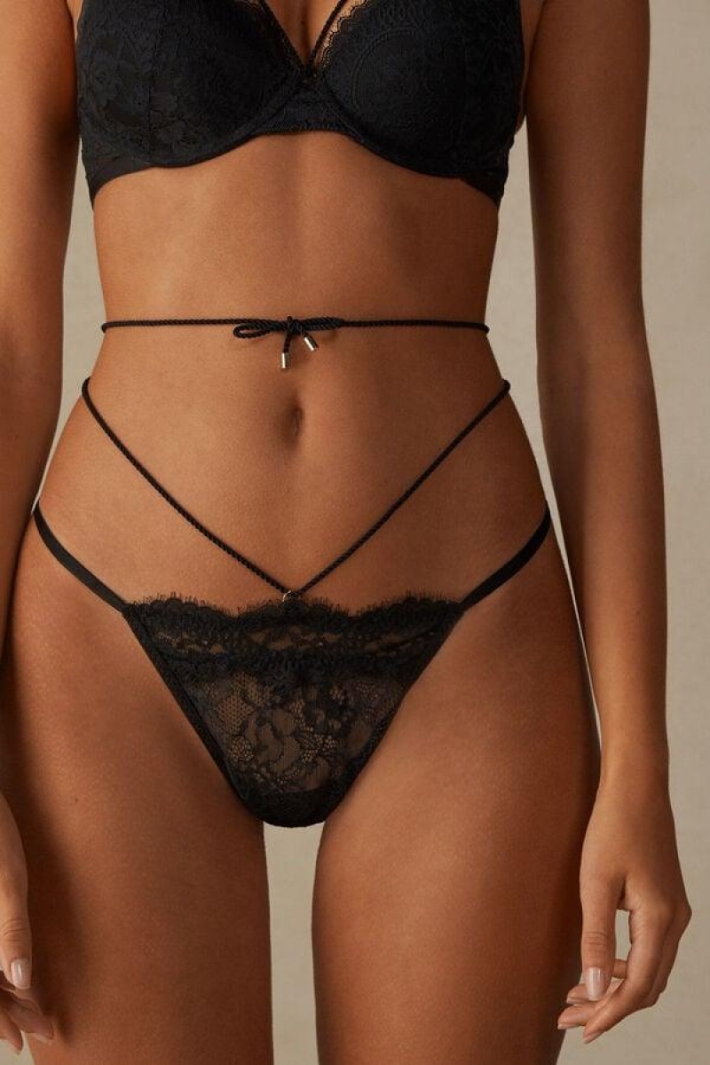 Dámské Kalhotky Intimissimi Loosen Heartstrings String Tanga Černé | CZ MA3784