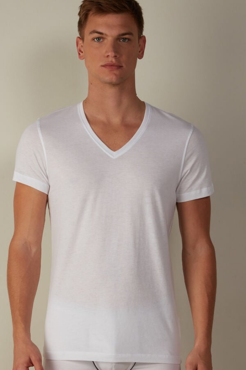 Pánské Tričko Intimissimi Krátké-Sleeve V-Neck in Extra-Fine Supima® Bavlněné Bílé | CZ BC3040